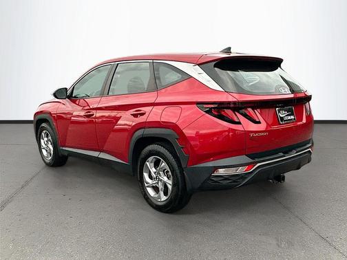 2023 Hyundai TUCSON SE