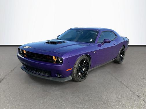 2016 Dodge Challenger R/T Scat Pack