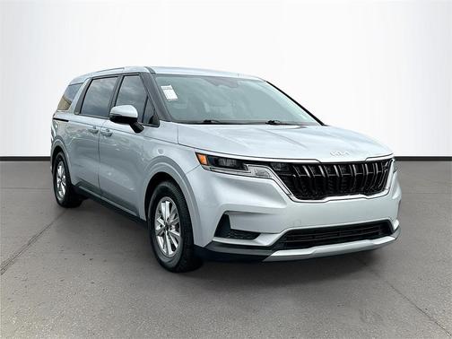2023 Kia Carnival LX
