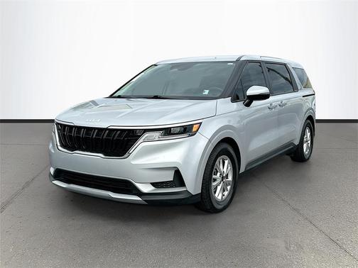 2023 Kia Carnival LX