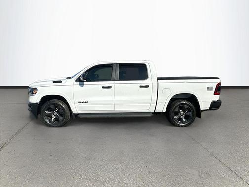 Bright White Clearcoat 2023 RAM 1500 Big Horn/Lone Star