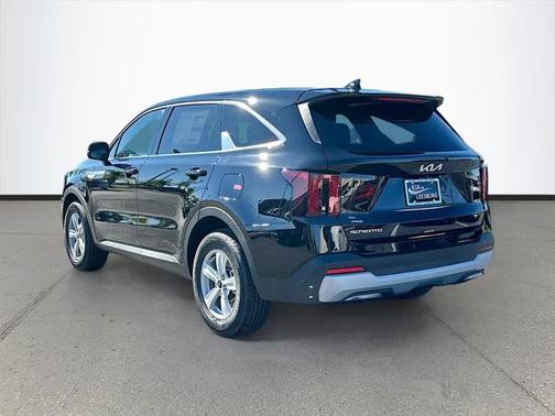 2025 Kia Sorento LX