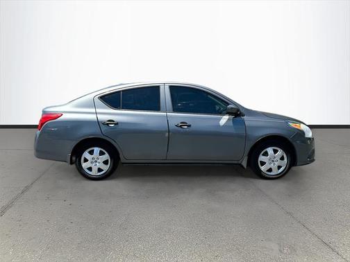 2016 Nissan Versa 1.6 S
