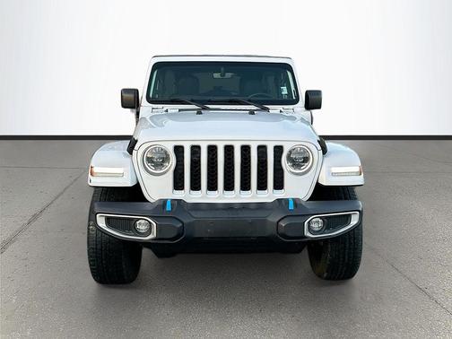 Bright White Clearcoat 2023 Jeep Wrangler 4xe Sahara