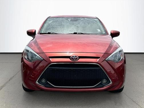 2019 Toyota Yaris Sedan LE
