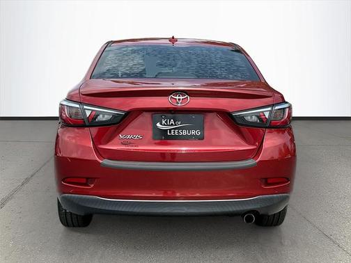 2019 Toyota Yaris Sedan LE