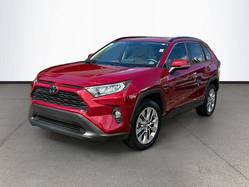 2019 Toyota RAV4 XLE Premium