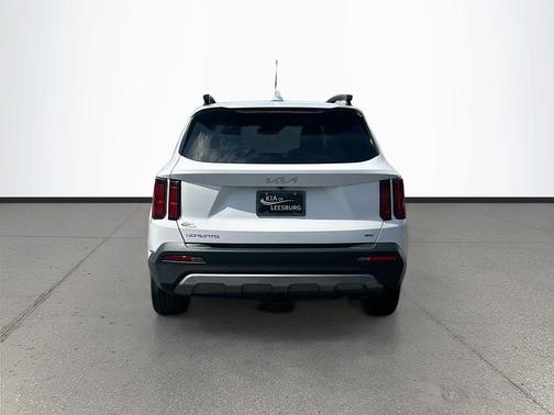 Glacial White Pearl 2023 Kia Sorento SX