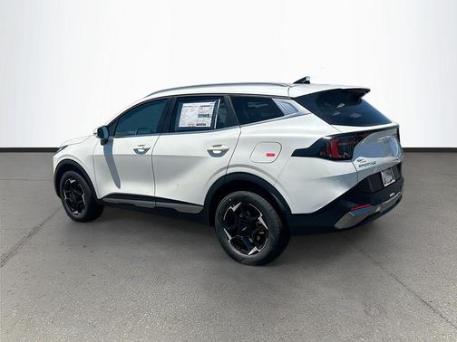 White Pearl 2026 Kia Sportage Hybrid EX