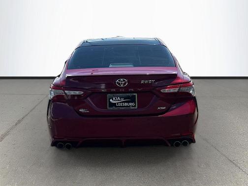 Pearl 2018 Toyota Camry XSE