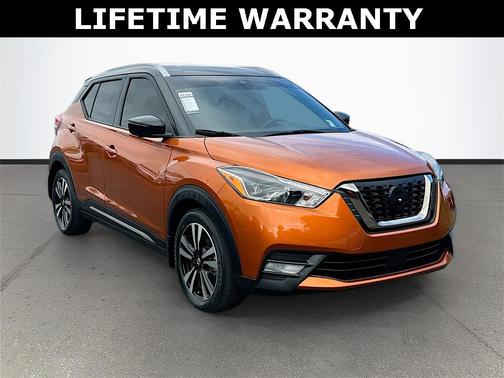2020 Nissan Kicks SR