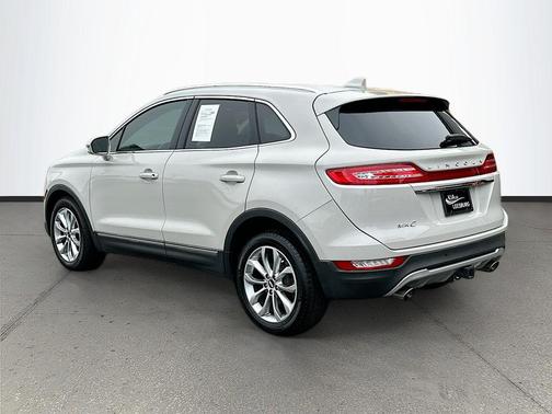 Pearl Metallic 2019 Lincoln MKC Select