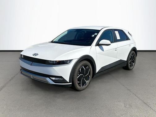 Atlas White 2023 Hyundai IONIQ 5 SE Standard Range