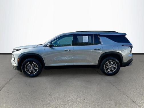 Sterling Gray Metallic 2025 Chevrolet Traverse LT
