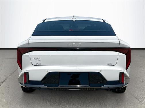 2025 Kia K4 GT-Line Turbo