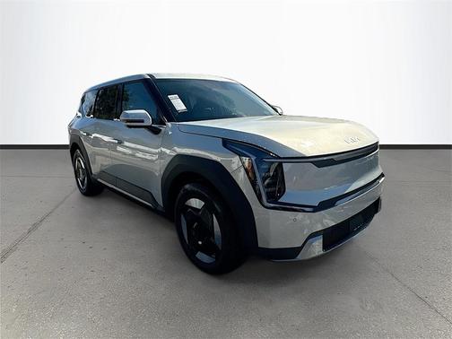 2026 Kia EV9 Light Long Range