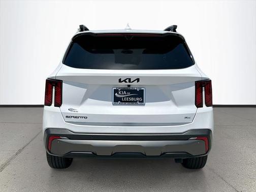 2025 Kia Sorento SX