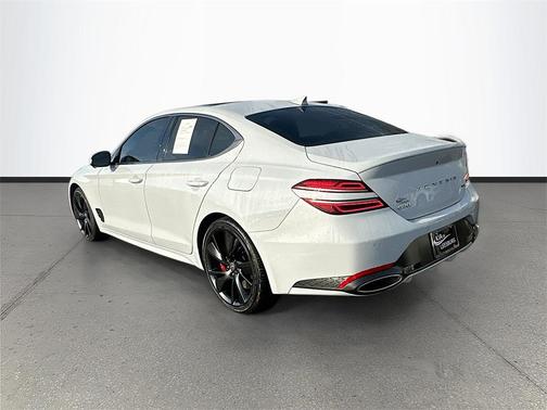 2023 Genesis G70 3.3T RWD