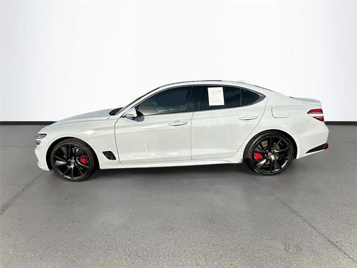 2023 Genesis G70 3.3T RWD