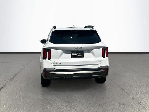 Glacial White Pearl 2024 Kia Sorento SX