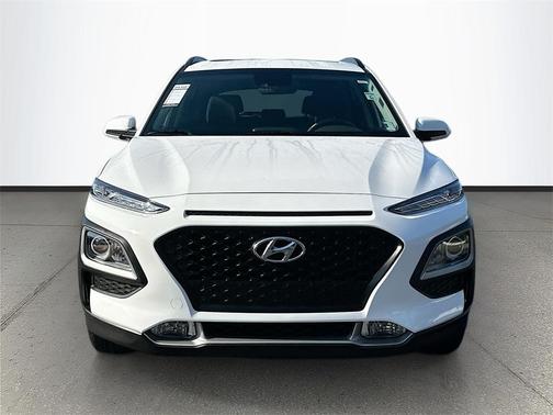 2021 Hyundai KONA SEL Plus