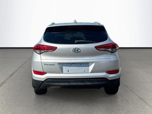 Molten Silver 2018 Hyundai TUCSON SEL