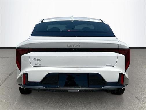 2025 Kia K4 GT-Line Turbo