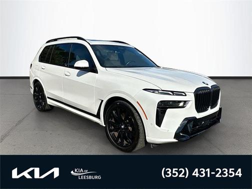 2025 BMW X7 xDrive40i