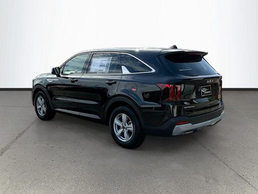 Ebony 2026 Kia Sorento LX