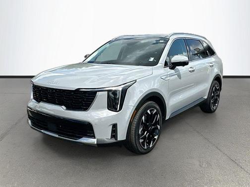 Wolf Gray 2024 Kia Sorento SX
