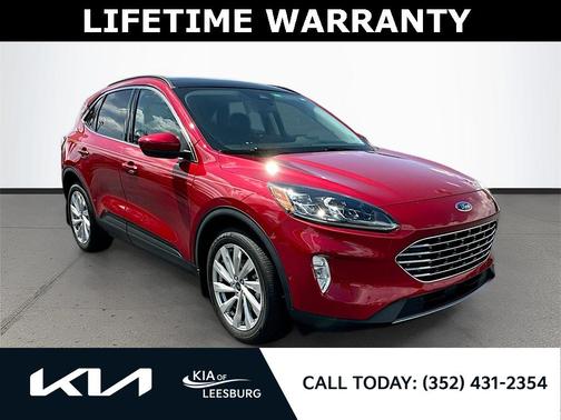 2022 Ford Escape Titanium