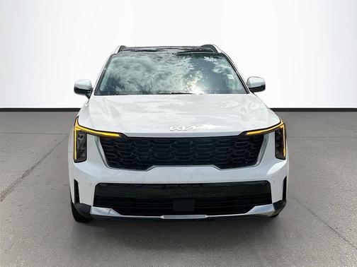 White 2026 Kia Sorento S