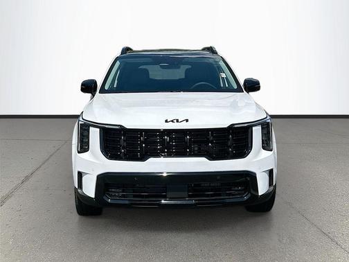 White Pearl 2026 Kia Sorento SX