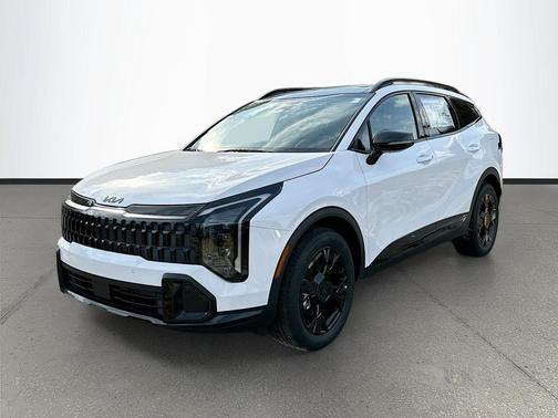 Glacial White Pearl 2026 Kia Sportage X-Line