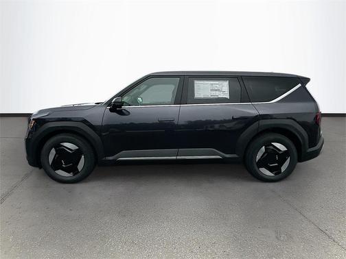 2026 Kia EV9 Light Long Range