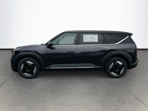 2026 Kia EV9 Light Long Range