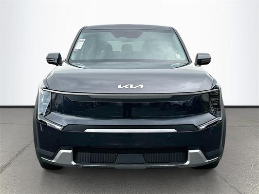 2026 Kia EV9 Light Long Range