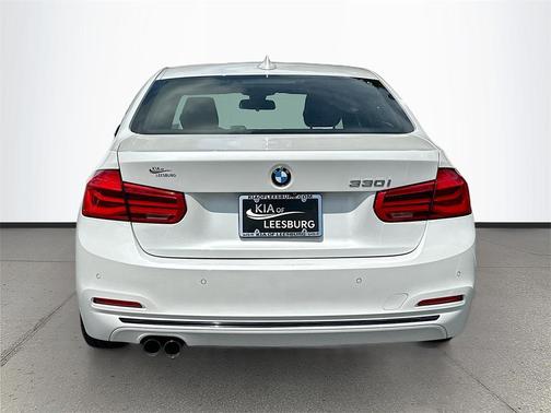 2018 BMW 330 330i