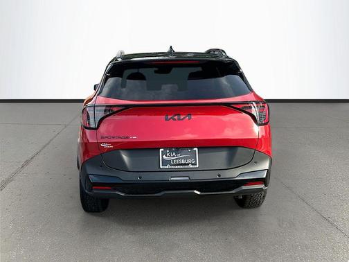 Runway Red/Black Roof 2026 Kia Sportage S