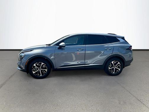 Everlasting Silver 2023 Kia Sportage EX