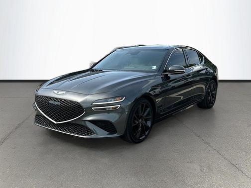 Makalu Gray 2023 Genesis G70 2.0T RWD