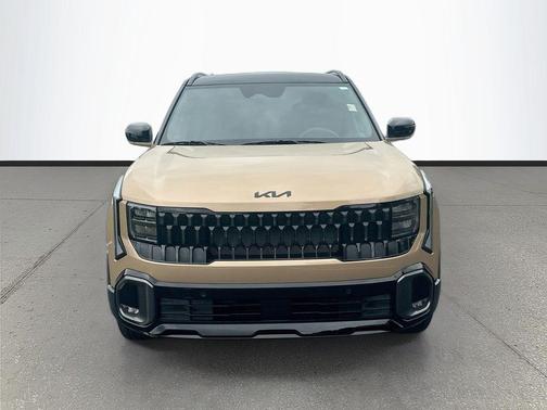 Brown 2027 Kia Seltos X-Line S