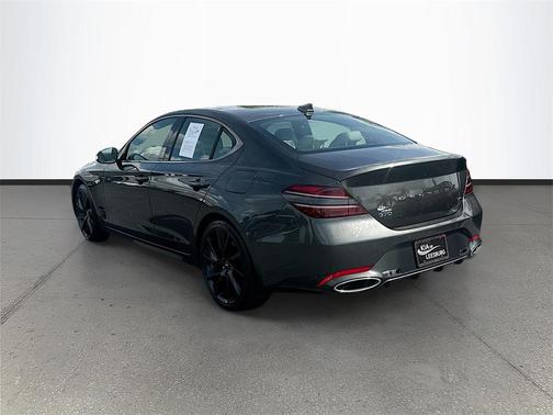 2023 Genesis G70 3.3T RWD