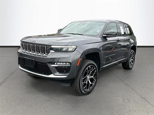 2022 Jeep Grand Cherokee Summit