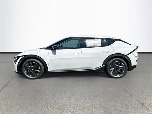 2025 Kia EV6 Light Long Range