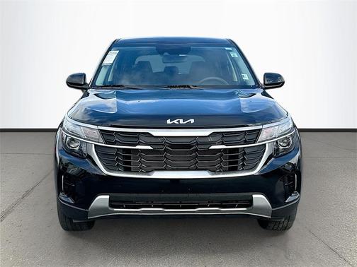 2025 Kia Seltos LX