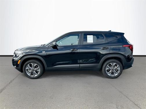 2025 Kia Seltos LX
