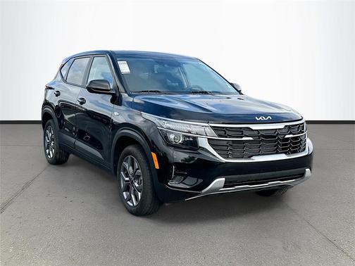 2025 Kia Seltos LX