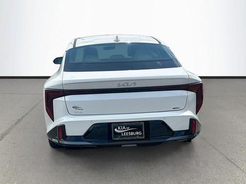 White Pearl 2026 Kia K4 GT-Line Turbo