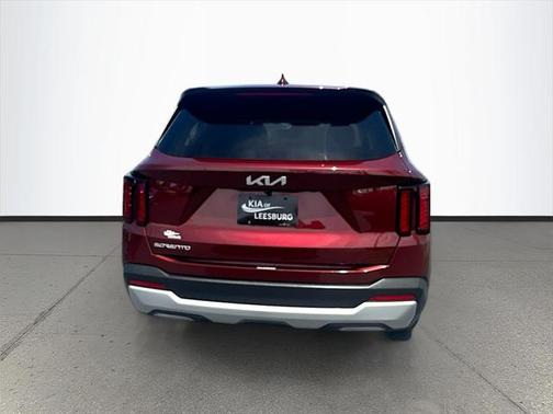 2024 Kia Sorento LX